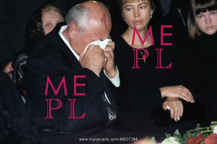 : Funeral of Raisa Gorbacheva, 1999 : Funeral of Raisa Gorbacheva, 1999