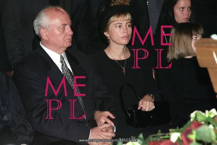 : Funeral of Raisa Gorbacheva, 1999 : Funeral of Raisa Gorbacheva, 1999