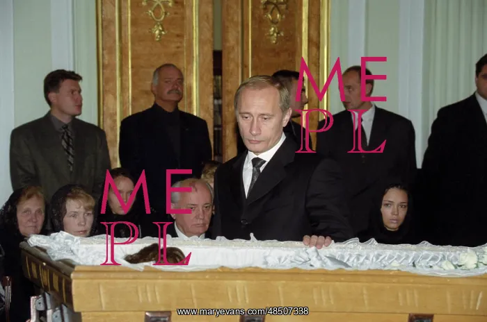 : Funeral of Raisa Gorbacheva, 1999 : Funeral of Raisa Gorbacheva, 1999