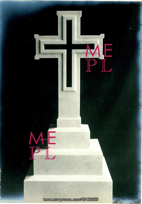 : Funerary Monument - Plain Cross