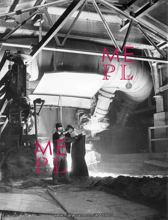 : Furnace in Gelsenkirchen, 1937 : Furnace in Gelsenkirchen, 1937