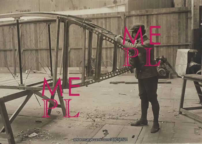 : The fuselage of the Bolotoff triplane under construction : The fuselage of the Bolotoff triplane under construction