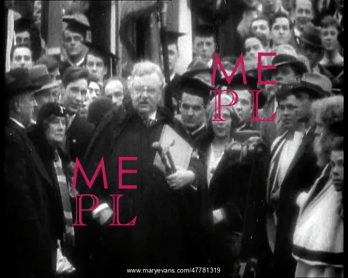 : G. K. Chesterton Surrounded by a Crowd : G. K. Chesterton Surrounded by a Crowd