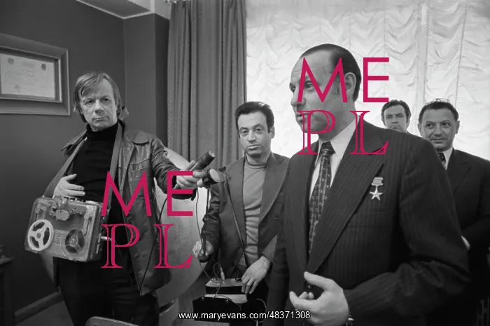 : G. Novozhilov : G. Novozhilov