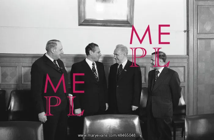: Gabriel Oprea visits USSR : Gabriel Oprea visits USSR