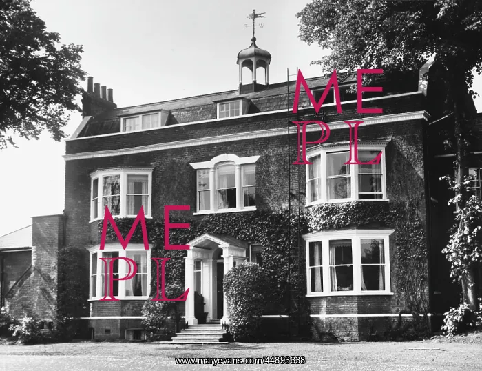 : GAD'S HILL HOUSE : GAD'S HILL HOUSE