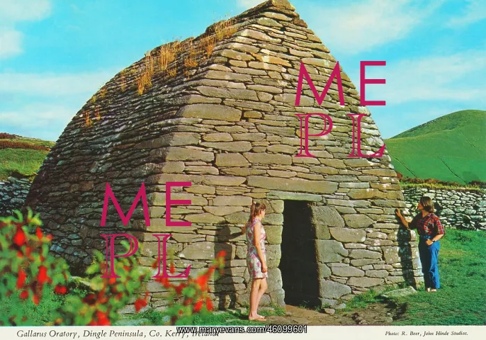 : Gallarus Oratory, Dingle Peninsula, County Kerry, Ireland : Gallarus Oratory, Dingle Peninsula, County Kerry, Ireland