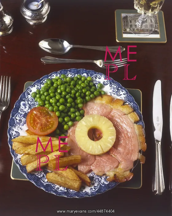  : GAMMON & PINEAPPLE