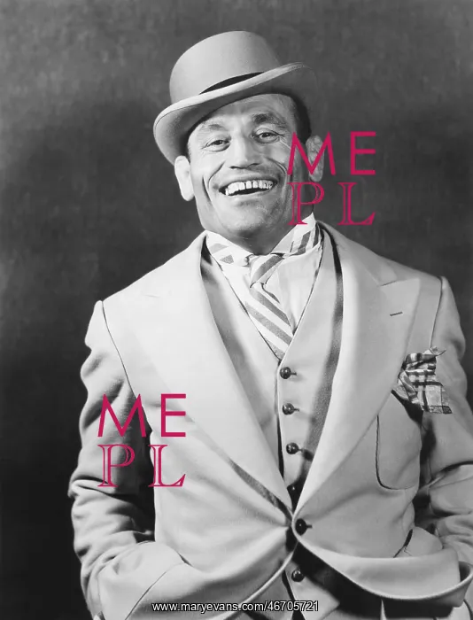: Gap-toothed and dapper : Gap-toothed and dapper
