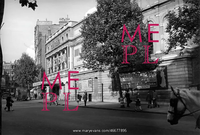: Garrick Theatre, Charing Cross Road : Garrick Theatre, Charing Cross Road