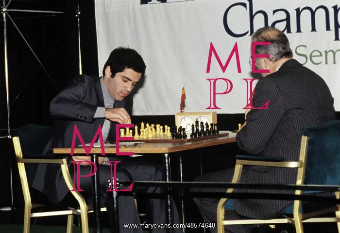  : Garry Kasparov v Viktor Korchnoi, 1983