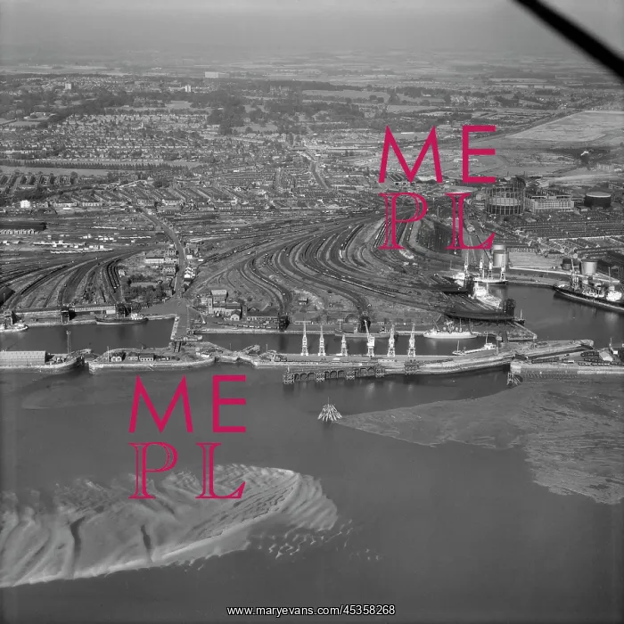 : Garston, Liverpool. Photographed by Aerofilms Ltd in 1963 : Garston, Liverpool. Photographed by Aerofilms Ltd in 1963