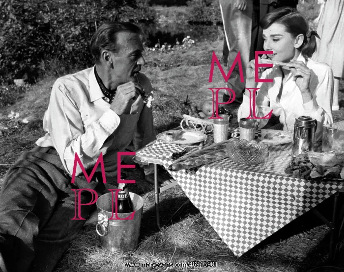 : Gary Cooper and Audrey Hepburn in Paris : Gary Cooper and Audrey Hepburn in Paris