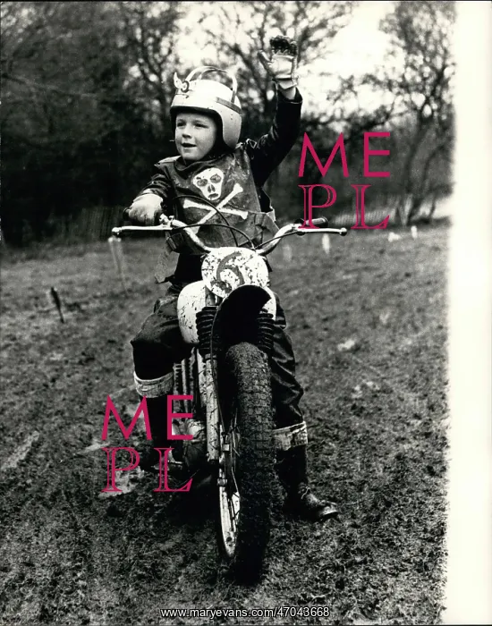 : Gary Krown, young motorcyclist, Bredhurst, Kent : Gary Krown, young motorcyclist, Bredhurst, Kent