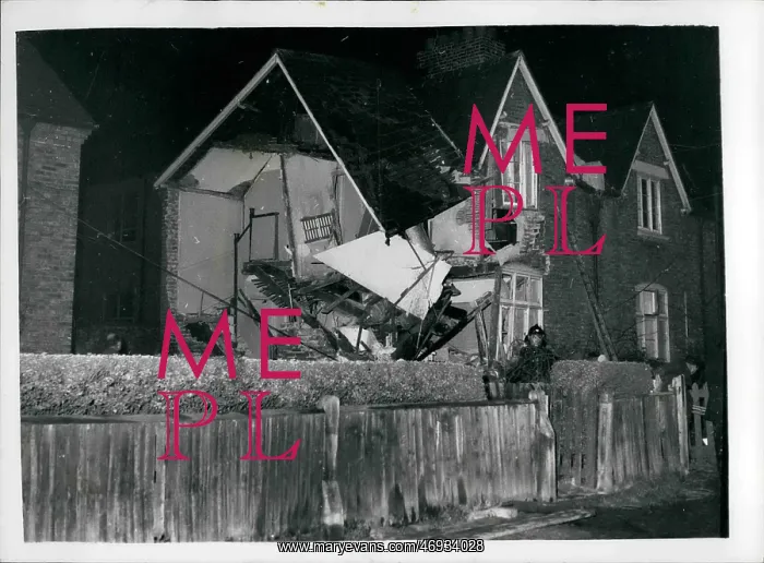 : Gas explosion in Maple Road, Penge 1959 : Gas explosion in Maple Road, Penge 1959