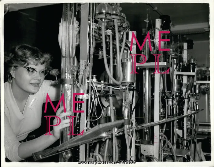 : Gas - Oil. Jun. 06, 1959 - Opening Of The Warren Spring Laboratory : Gas - Oil. Jun. 06, 1959 - Opening Of The Warren Spring Laboratory