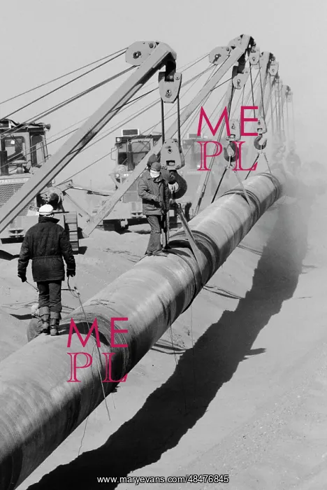 : Gas pipeline under construction in Algeria : Gas pipeline under construction in Algeria