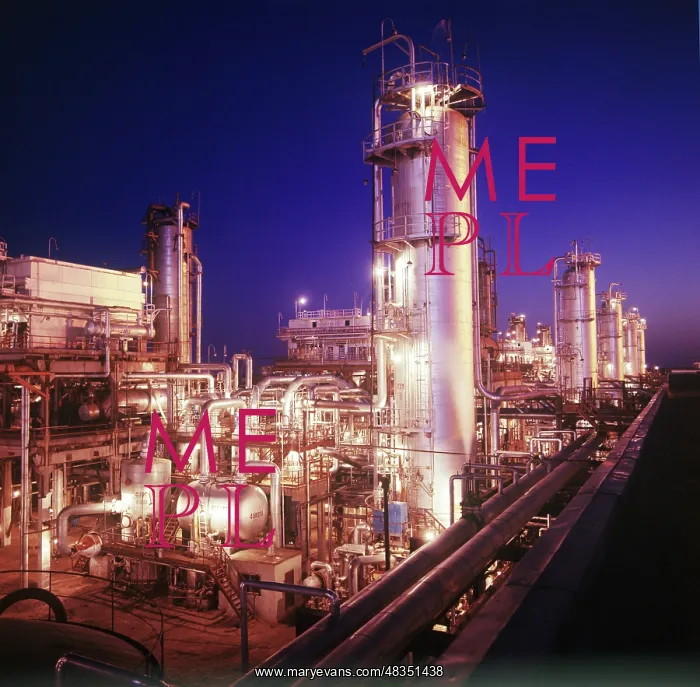 : Gas processing plant in Orenburg, 1979 : Gas processing plant in Orenburg, 1979