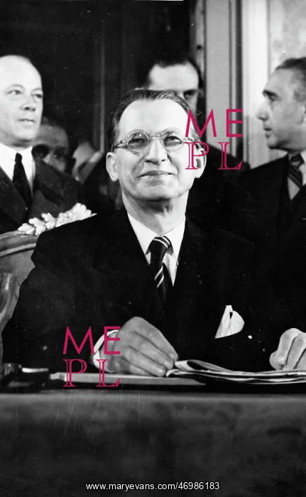 : De Gasperi : De Gasperi