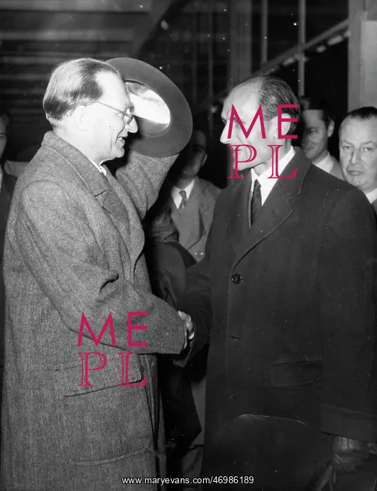 : De Gasperi : De Gasperi