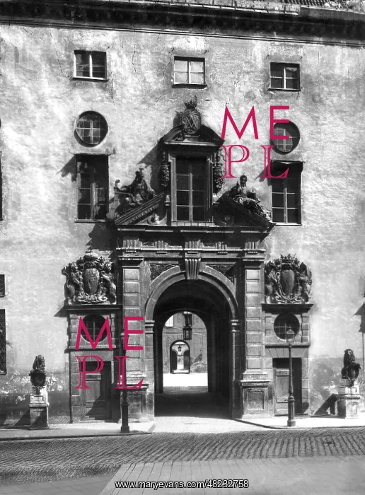 : Gate to the residence in the Residenzstrasse in Munich : Gate to the residence in the Residenzstrasse in Munich