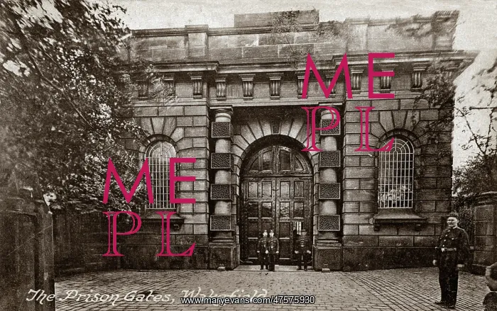 : Gates of Wakefield Prison, West Yorkshire : Gates of Wakefield Prison, West Yorkshire
