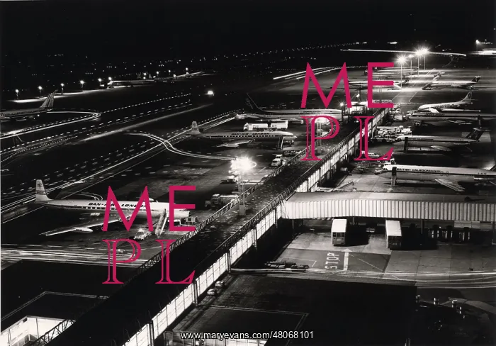 : Gatwick Airport in May 1972 : Gatwick Airport in May 1972