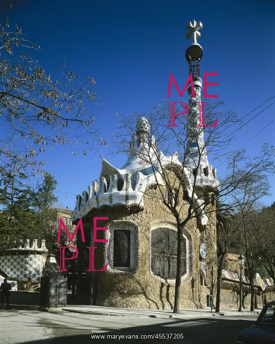 : GAUDI, Antoni. Park Guell. Pavilion : GAUDI, Antoni. Park Guell. Pavilion