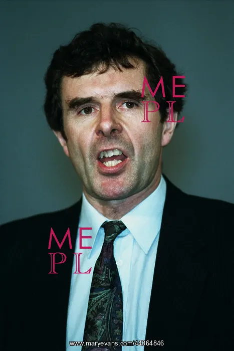  : Gavin Strang MP