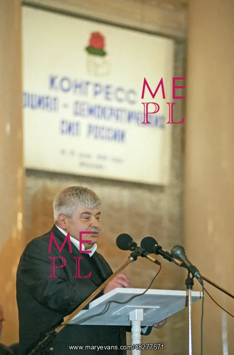 : Gavriil Popov, 1999 : Gavriil Popov, 1999