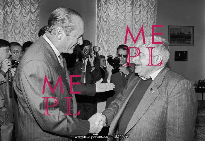 : Gavriil Popov and Jacques Chirac, 1991 : Gavriil Popov and Jacques Chirac, 1991