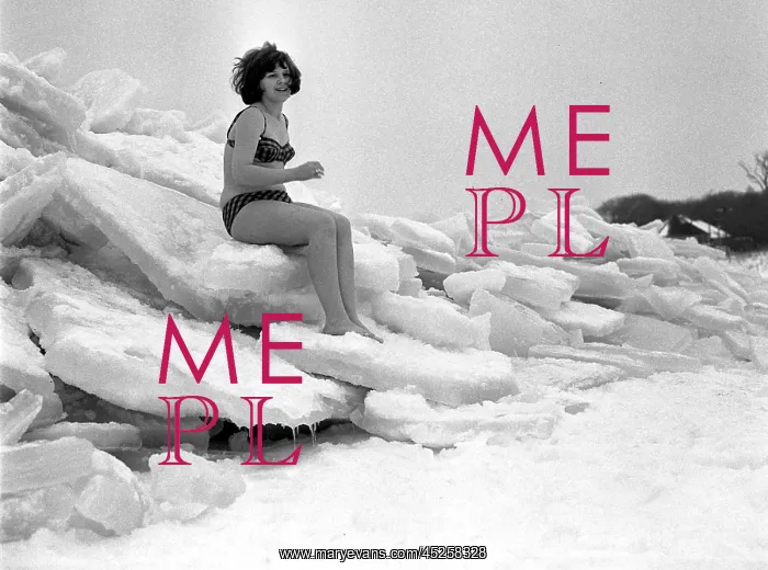 : GDR - With Bikini on Ice Floe : GDR - With Bikini on Ice Floe