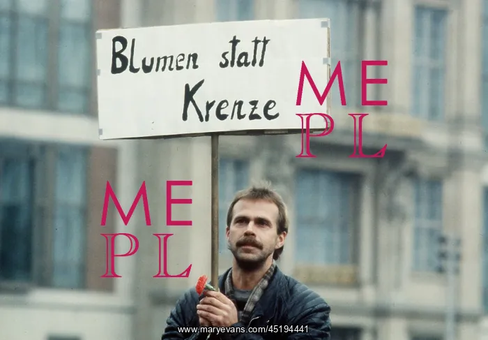 : GDR - Peaceful demonstration 04 November 1989 : GDR - Peaceful demonstration 04 November 1989