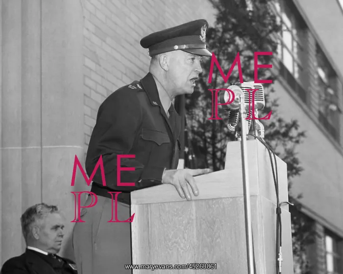 : Gen. Eisenhower speaking at the Aircraft Engine : Gen. Eisenhower speaking at the Aircraft Engine