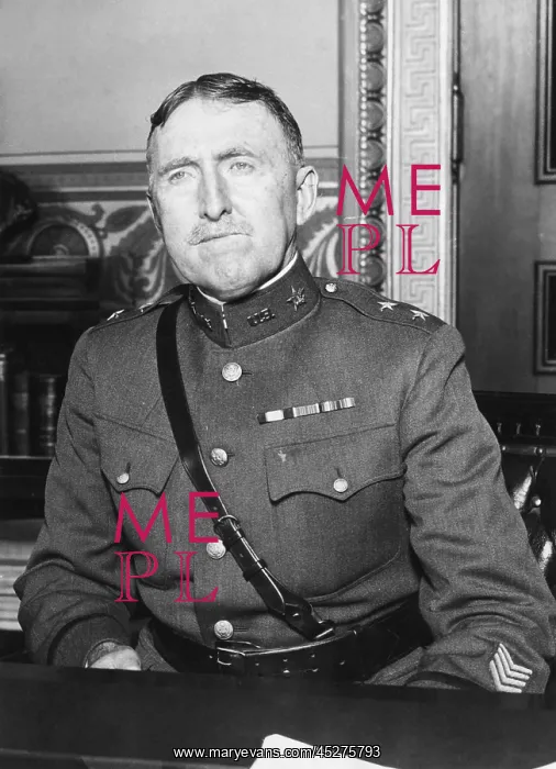 : Gen. John L. Hines, Chief of Staff of the U.S : Gen. John L. Hines, Chief of Staff of the U.S