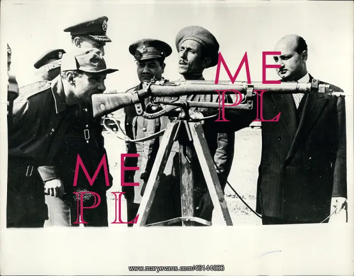 : Gen Mohammed Neguib, PM of Egypt, rifle training : Gen Mohammed Neguib, PM of Egypt, rifle training