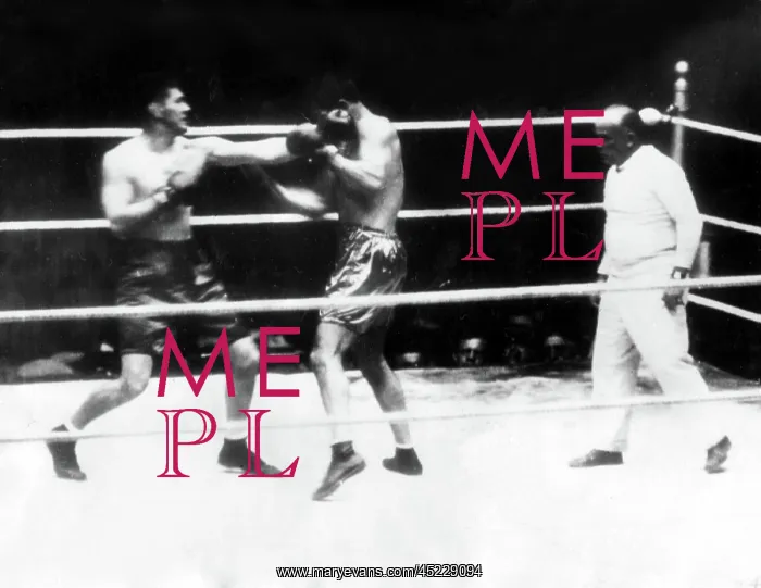 : GENE TUNNEY-poking a left jab in Jack Dempsey's ? : GENE TUNNEY-poking a left jab in Jack Dempsey's ?