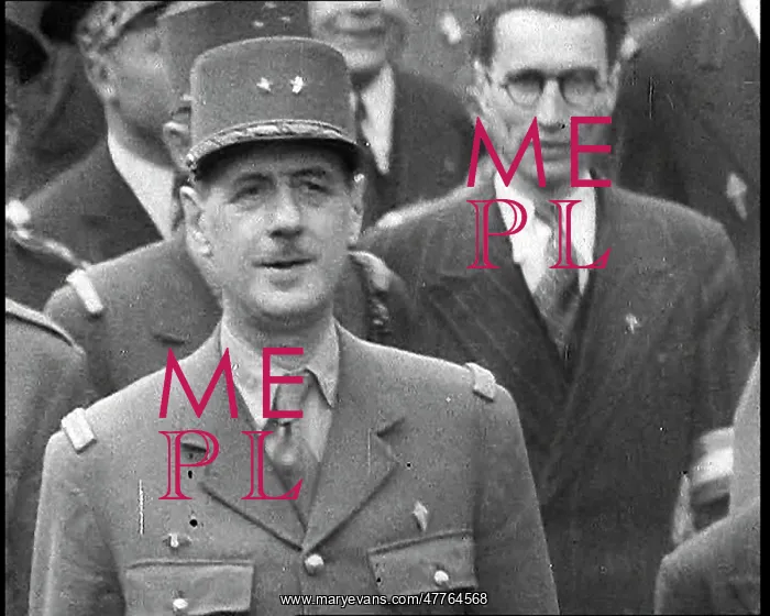 : General Charles De Gaulle in a Crowd In Paris : General Charles De Gaulle in a Crowd In Paris
