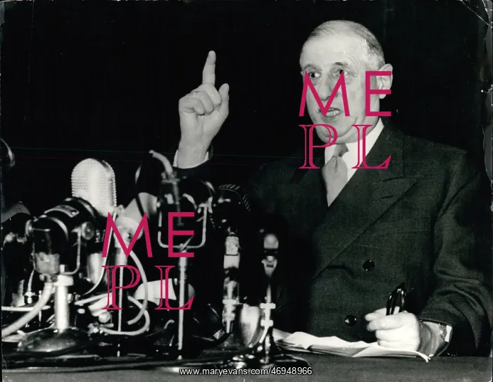  : General Charles de Gaulle making a speech