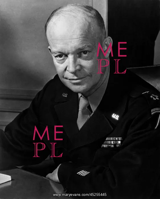: General Dwight Eisenhower, Supreme Allied Commander : General Dwight Eisenhower, Supreme Allied Commander