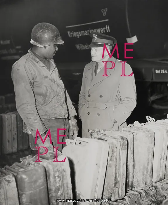 : General Dwight Eisenhower talks with African American : General Dwight Eisenhower talks with African American