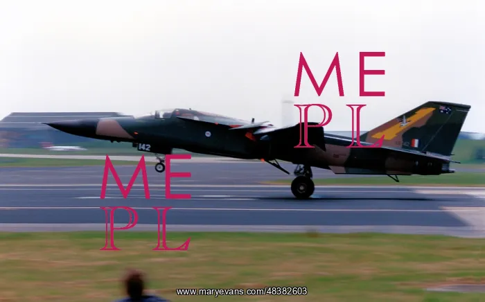 : General Dynamics F-111C A8-142 : General Dynamics F-111C A8-142