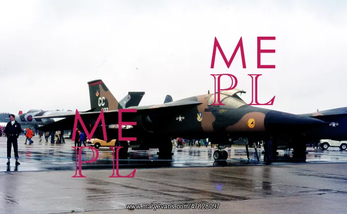 : General Dynamics F-111D 68-0122 : General Dynamics F-111D 68-0122