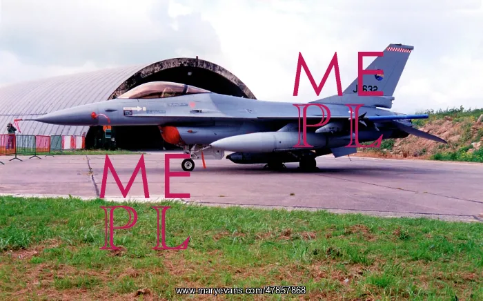 : General Dynamics F-16A Fighting Falcon J-632 : General Dynamics F-16A Fighting Falcon J-632