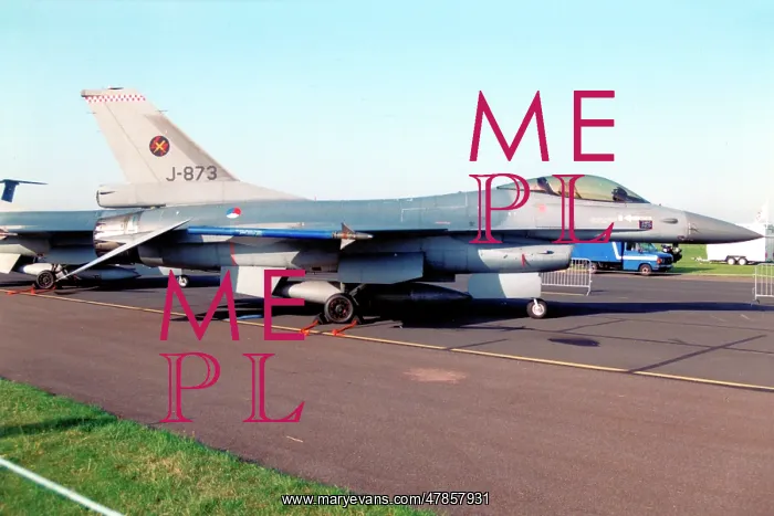 : General Dynamics F-16A Fighting Falcon J-873 : General Dynamics F-16A Fighting Falcon J-873
