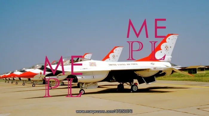 : General Dynamics F-16A Fighting Falcon Thunderbird 1 : General Dynamics F-16A Fighting Falcon Thunderbird 1