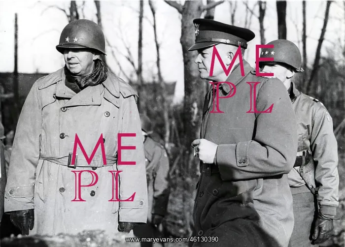 : General Eisenhower visits Julich, Germany, WW2 : General Eisenhower visits Julich, Germany, WW2