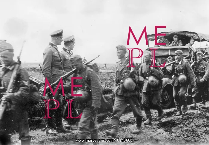 : General Field Marshall Fedor von Bock during a frontline vis : General Field Marshall Fedor von Bock during a frontline vis