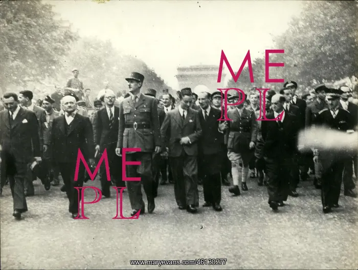 : General de Gaulle, Le Troquer, Georges Bidault, Paris, WW2 : General de Gaulle, Le Troquer, Georges Bidault, Paris, WW2