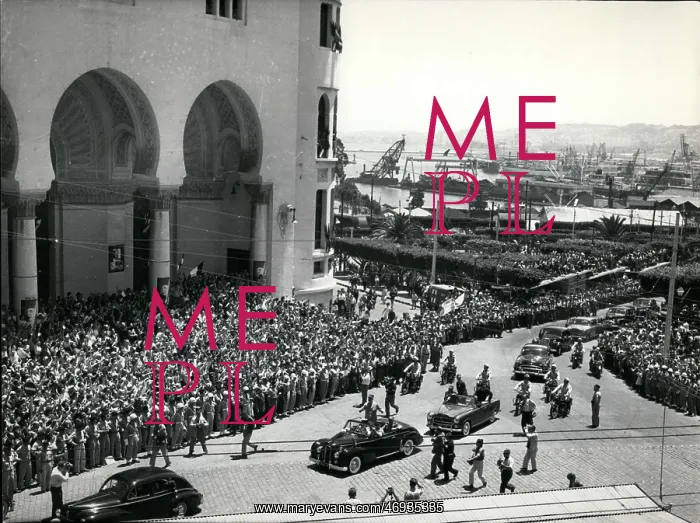 : General de Gaulle in parade, Algeria : General de Gaulle in parade, Algeria